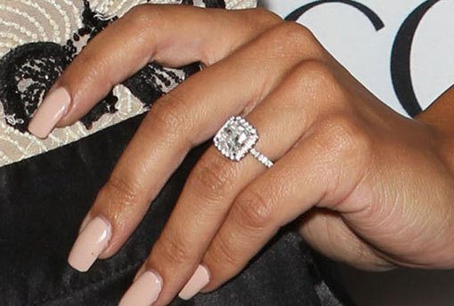 How to Buy an Engagement Ring Quality