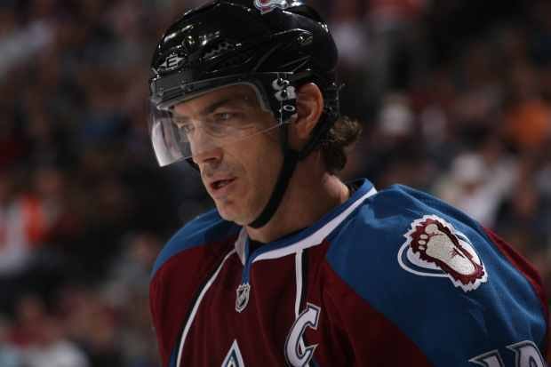 Joe Sakic funny injury